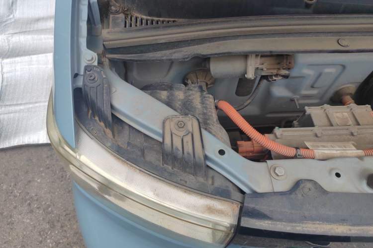 Used Wuling Hongguang MINIEV 2020 Easy Version Lithium-Ion Battery Engine Bay Right