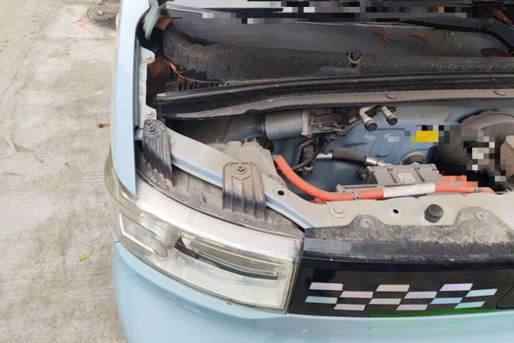 Used Wuling Hongguang MINIEV 2020 Zizai Version Lithium-NMC Engine Bay Right