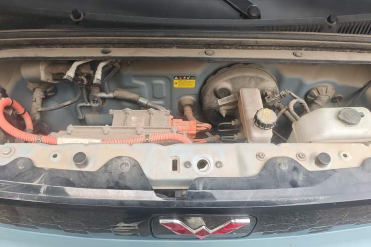 Used Wuling Hongguang MINIEV 2020 Zizai Version Lithium-NMC Engine Bay