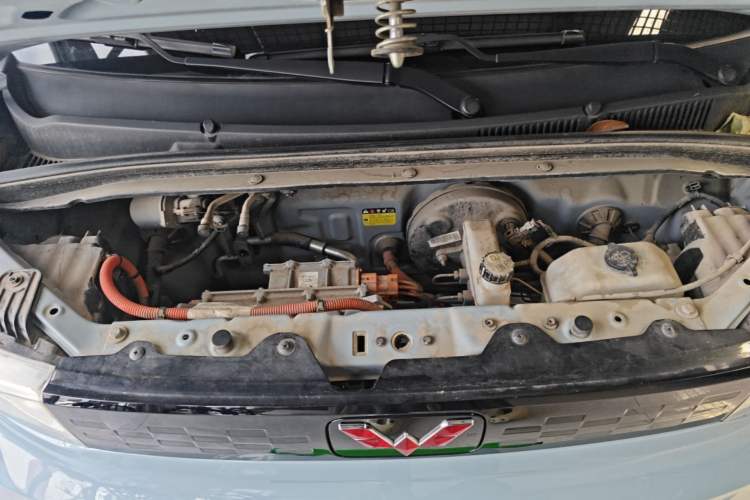 Used Wuling Hongguang MINIEV 2020 Enjoyment Model Lithium Iron Phosphate Engine Bay