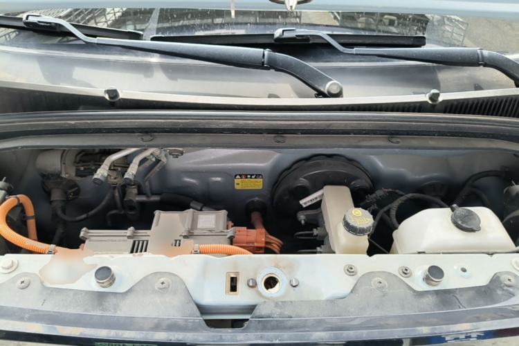 Used Wuling Hongguang MINIEV 2020 Freedom Version Lithium Iron Phosphate Engine Bay