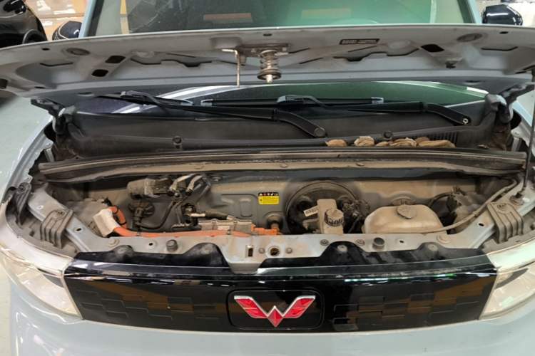 Used Wuling Hongguang MINIEV 2020 Enjoyment Model Lithium Iron Phosphate Engine Bay