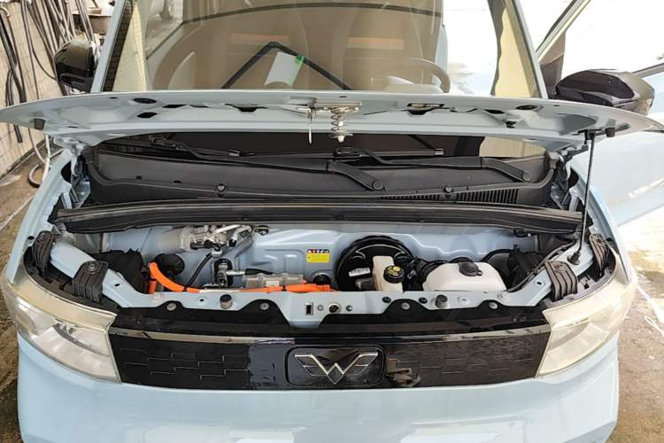 Used Wuling Hongguang MINIEV 2020 Enjoy Edition Lithium-Ion Battery Engine Bay