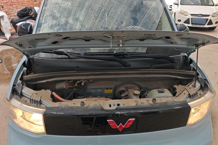 Used Wuling Hongguang MINIEV 2020 Freedom Version Lithium Iron Phosphate Engine Bay