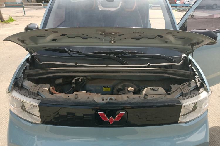 Used Wuling Hongguang MINIEV 2020 Freedom Version Lithium Iron Phosphate Engine Bay