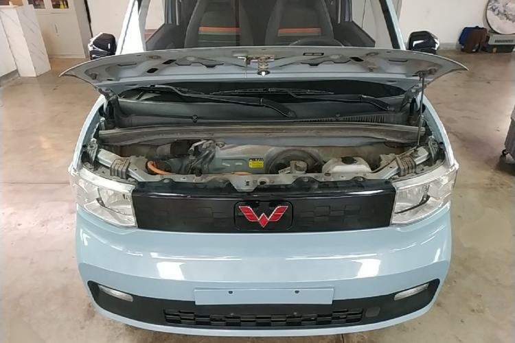 Used Wuling Hongguang MINIEV 2020 Freedom Version Lithium Iron Phosphate Engine Bay