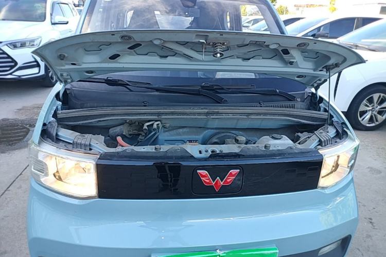 Used Wuling Hongguang MINIEV 2020 Freedom Version Lithium Iron Phosphate Engine Bay