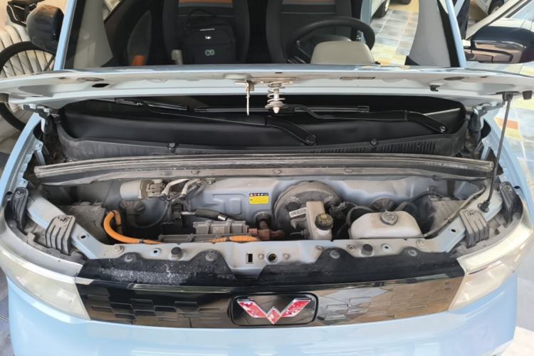 Used Wuling Hongguang MINIEV 2020 Freedom Version Lithium Iron Phosphate Engine Bay