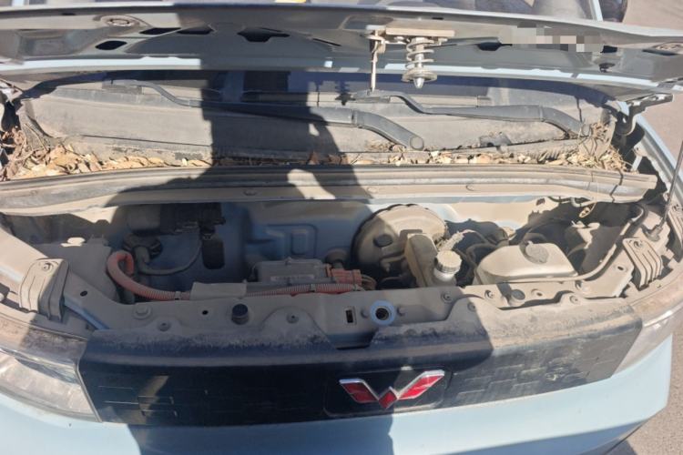 Used Wuling Hongguang MINIEV 2020 Freedom Version Lithium Iron Phosphate Engine Bay