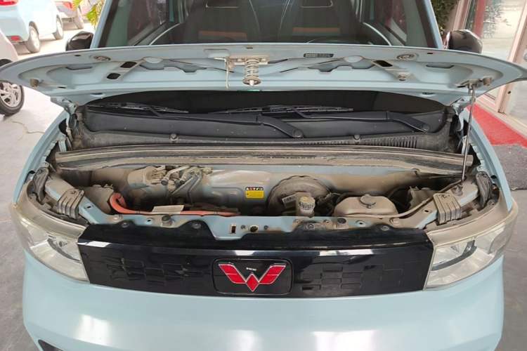 Used Wuling Hongguang MINIEV 2020 Freedom Version Lithium Iron Phosphate Engine Bay