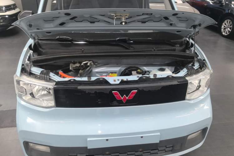 Used Wuling Hongguang MINIEV 2020 Enjoyment Model Lithium Iron Phosphate Engine Bay