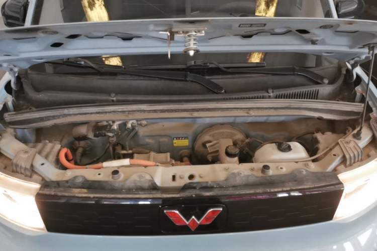 Used Wuling Hongguang MINIEV 2020 Enjoyment Model Lithium Iron Phosphate Engine Bay