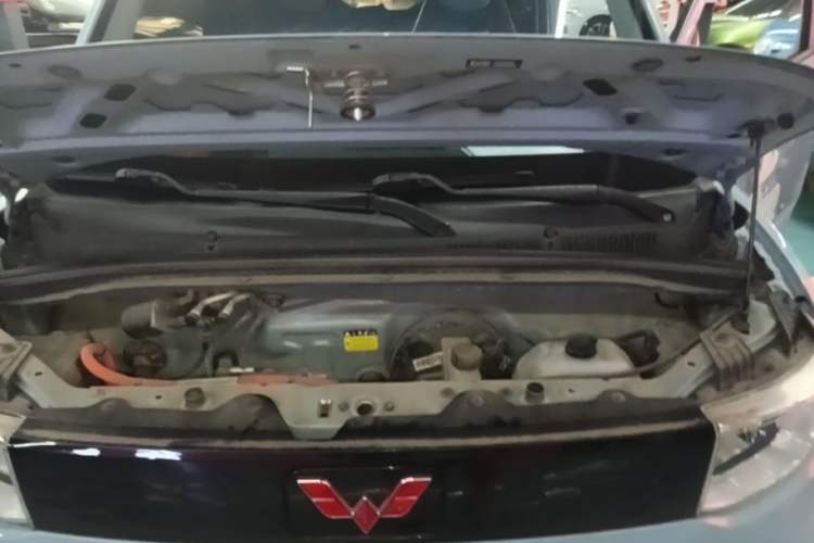 Used Wuling Hongguang MINIEV 2020 Enjoyment Model Lithium Iron Phosphate Engine Bay