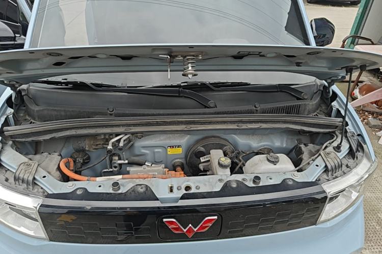 Used Wuling Hongguang MINIEV 2020 Freedom Version Lithium Iron Phosphate Engine Bay