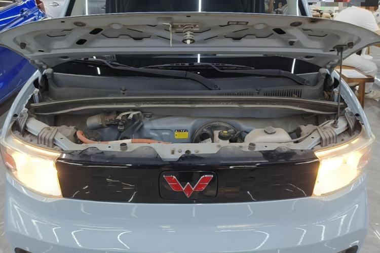 Used Wuling Hongguang MINIEV 2020 Enjoyment Model Lithium Iron Phosphate Engine Bay