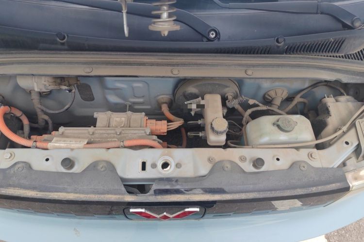 Used Wuling Hongguang MINIEV 2020 Easy Version Lithium-Ion Battery Engine Bay