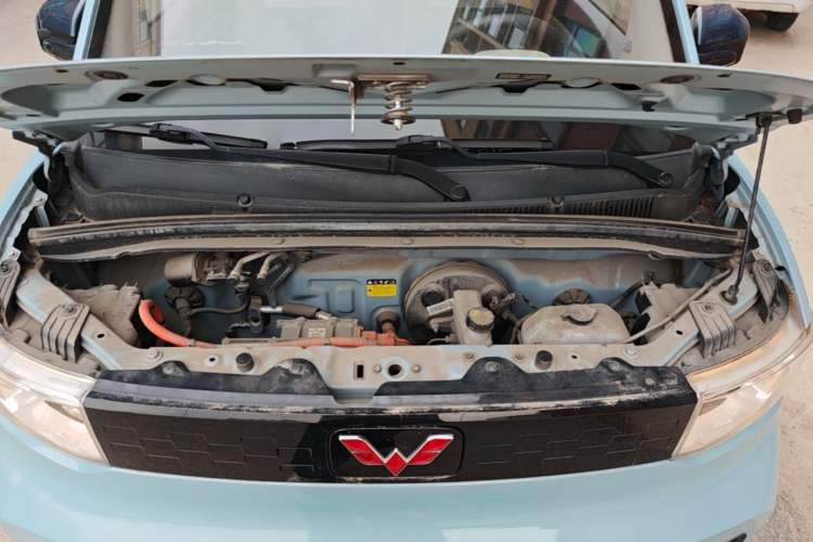 Used Wuling Hongguang MINIEV 2020 Freedom Version Lithium Iron Phosphate Engine Bay