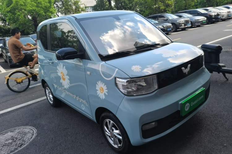 Used Wuling Hongguang MINIEV 2020 Freedom Version Lithium Iron Phosphate Exterior 1
