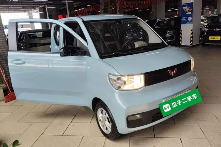 Used Wuling Hongguang MINIEV 2020 Zizai Version Lithium-NMC Exterior 1