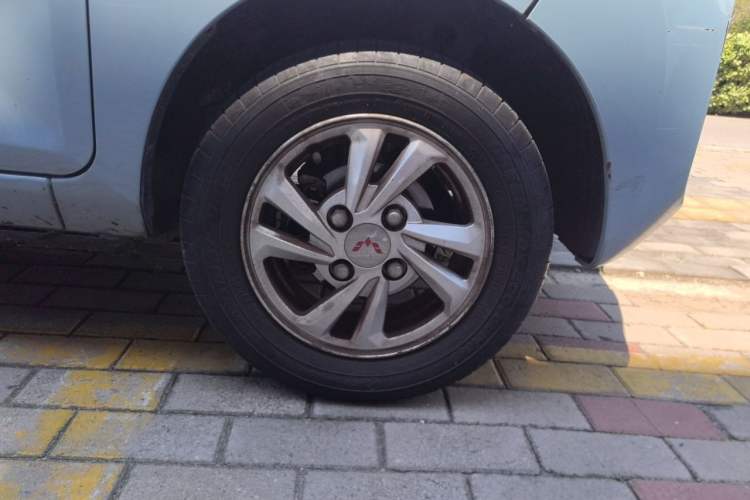 Used Wuling Hongguang MINIEV 2020 Lite Version Lithium Iron Phosphate Exterior 1