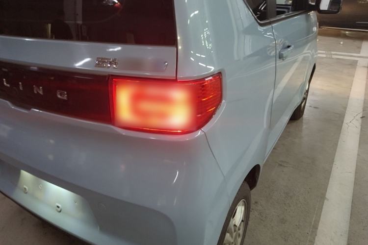Used Wuling Hongguang MINIEV 2020 Freedom Version Lithium Iron Phosphate Exterior 3