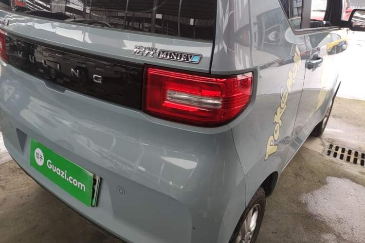 Used Wuling Hongguang MINIEV 2020 Freedom Version Lithium Iron Phosphate Exterior 3