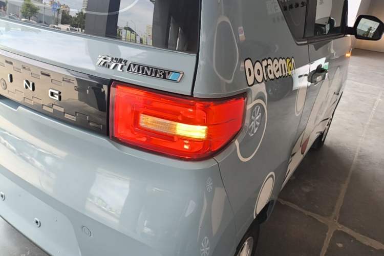 Used Wuling Hongguang MINIEV 2020 Freedom Version Lithium Iron Phosphate Exterior 3