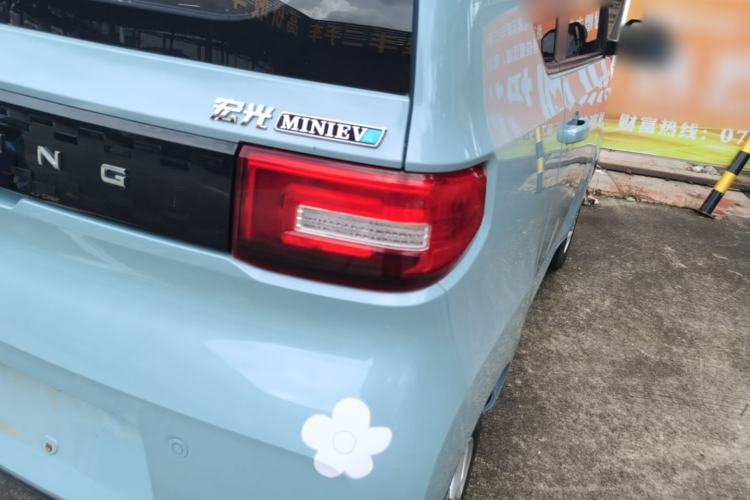 Used Wuling Hongguang MINIEV 2020 Zizai Version Lithium-NMC Exterior 3