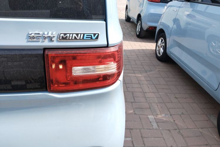Used Wuling Hongguang MINIEV 2020 Easy Version Lithium-Ion Battery Exterior 3
