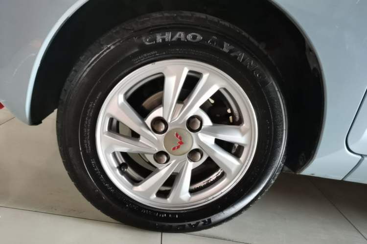 Used Wuling Hongguang MINIEV 2020 Enjoyment Model Lithium Iron Phosphate Exterior 4