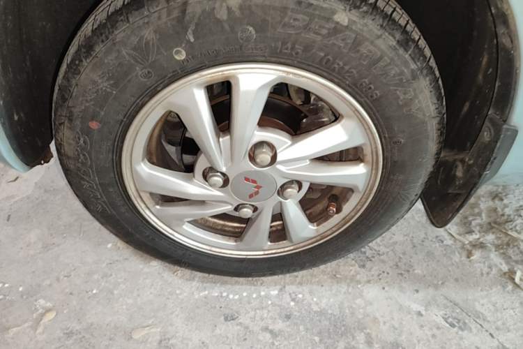 Used Wuling Hongguang MINIEV 2020 Freedom Version Lithium Iron Phosphate Exterior 4