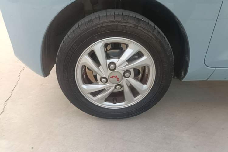 Used Wuling Hongguang MINIEV 2020 Freedom Version Lithium Iron Phosphate Exterior 4