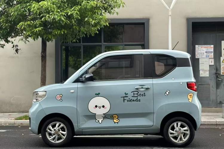 Used Wuling Hongguang MINIEV 2020 Enjoyment Model Lithium Iron Phosphate Exterior 4