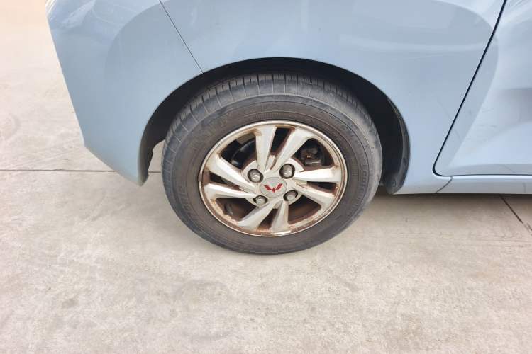 Used Wuling Hongguang MINIEV 2020 Enjoyment Model Lithium Iron Phosphate Exterior 4