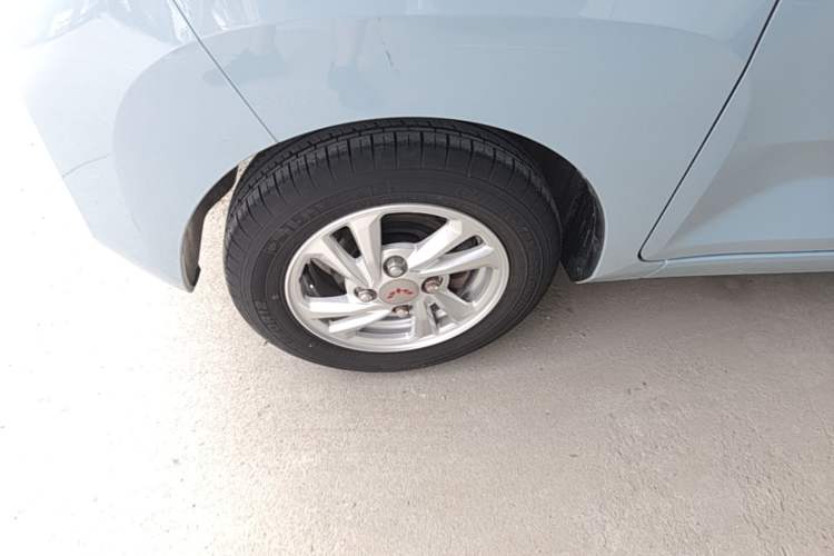 Used Wuling Hongguang MINIEV 2020 Enjoyment Model Lithium Iron Phosphate Exterior 4