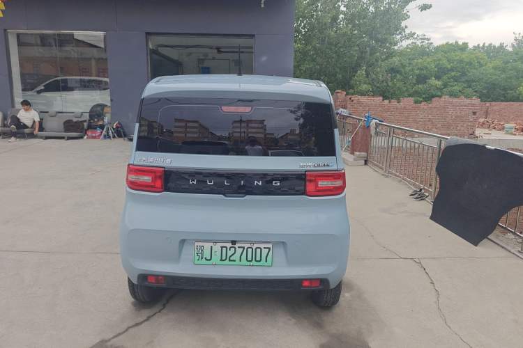 Used Wuling Hongguang MINIEV 2020 Freedom Version Lithium Iron Phosphate Exterior 4