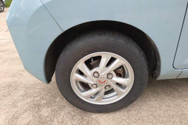 Used Wuling Hongguang MINIEV 2020 Freedom Version Lithium Iron Phosphate Exterior 4
