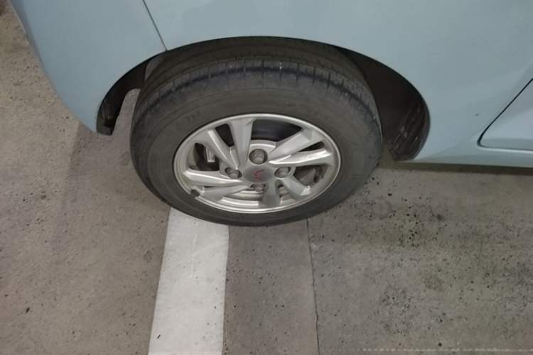Used Wuling Hongguang MINIEV 2020 Freedom Version Lithium Iron Phosphate Exterior 5