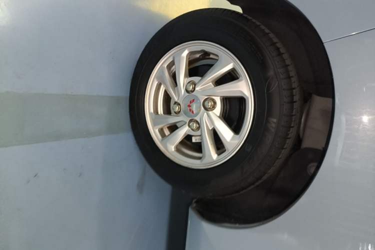 Used Wuling Hongguang MINIEV 2020 Enjoyment Model Lithium Iron Phosphate Exterior 5