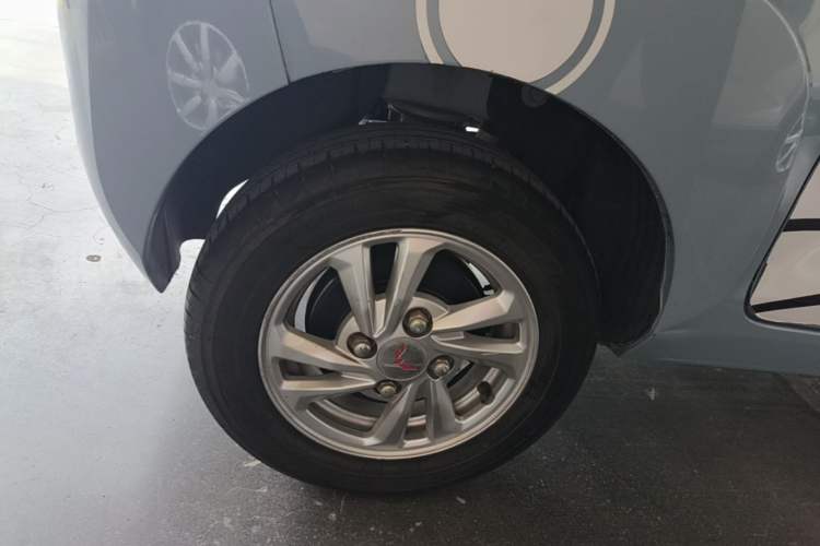 Used Wuling Hongguang MINIEV 2020 Freedom Version Lithium Iron Phosphate Exterior 5
