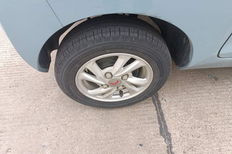 Used Wuling Hongguang MINIEV 2020 Freedom Version Lithium Iron Phosphate Exterior 5