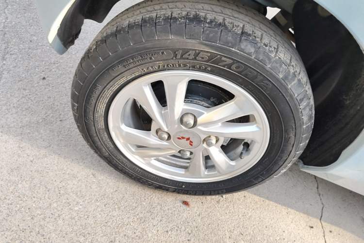Used Wuling Hongguang MINIEV 2020 Zizai Version Lithium-NMC Exterior 5
