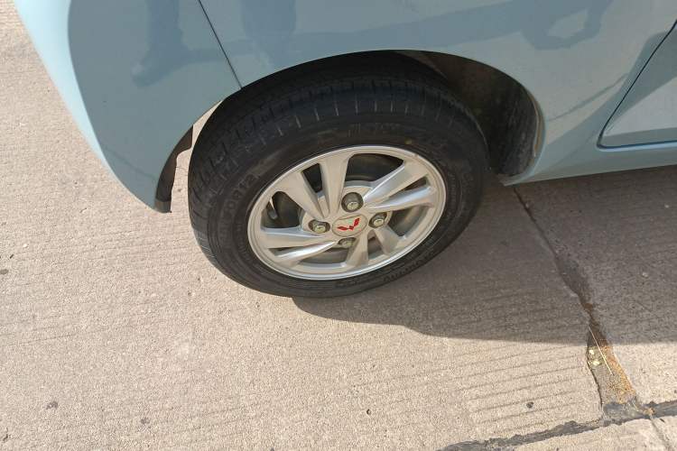 Used Wuling Hongguang MINIEV 2020 Freedom Version Lithium Iron Phosphate Exterior 5