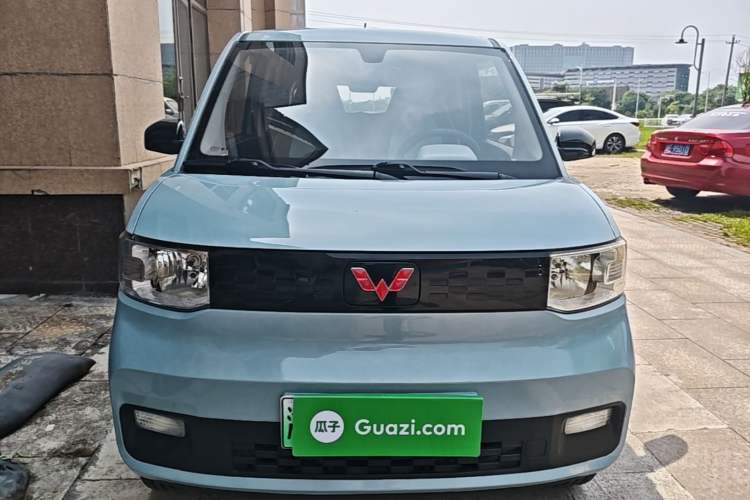 Used Wuling Hongguang MINIEV 2020 Freedom Version Lithium Iron Phosphate Front