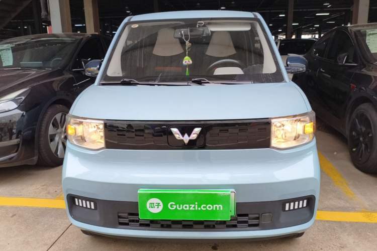Used Wuling Hongguang MINIEV 2020 Freedom Version Lithium Iron Phosphate Front