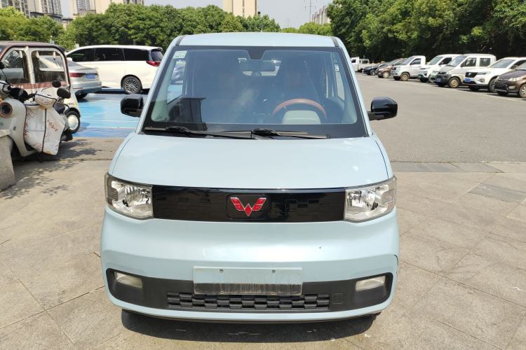 Used Wuling Hongguang MINIEV 2020 Freedom Version Lithium Iron Phosphate Front