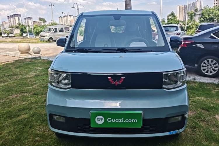 Used Wuling Hongguang MINIEV 2020 Freedom Version Lithium Iron Phosphate Front