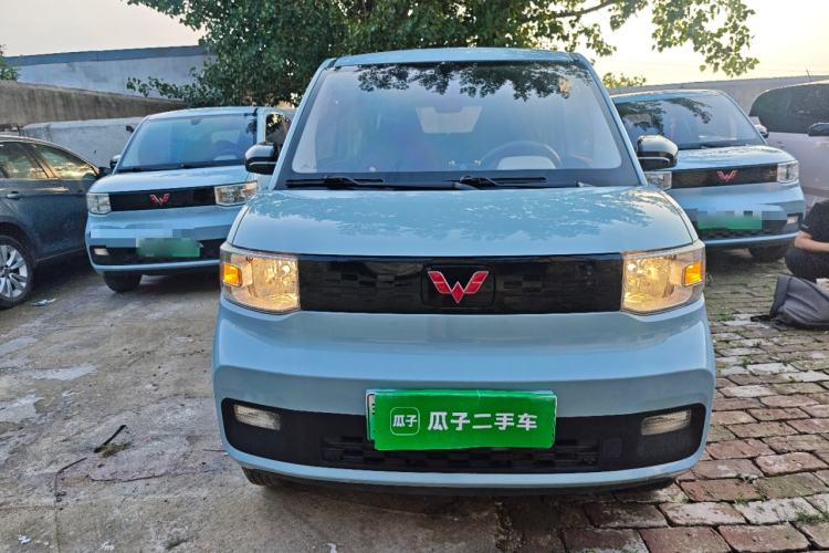 Used Wuling Hongguang MINIEV 2020 Freedom Version Lithium Iron Phosphate Front