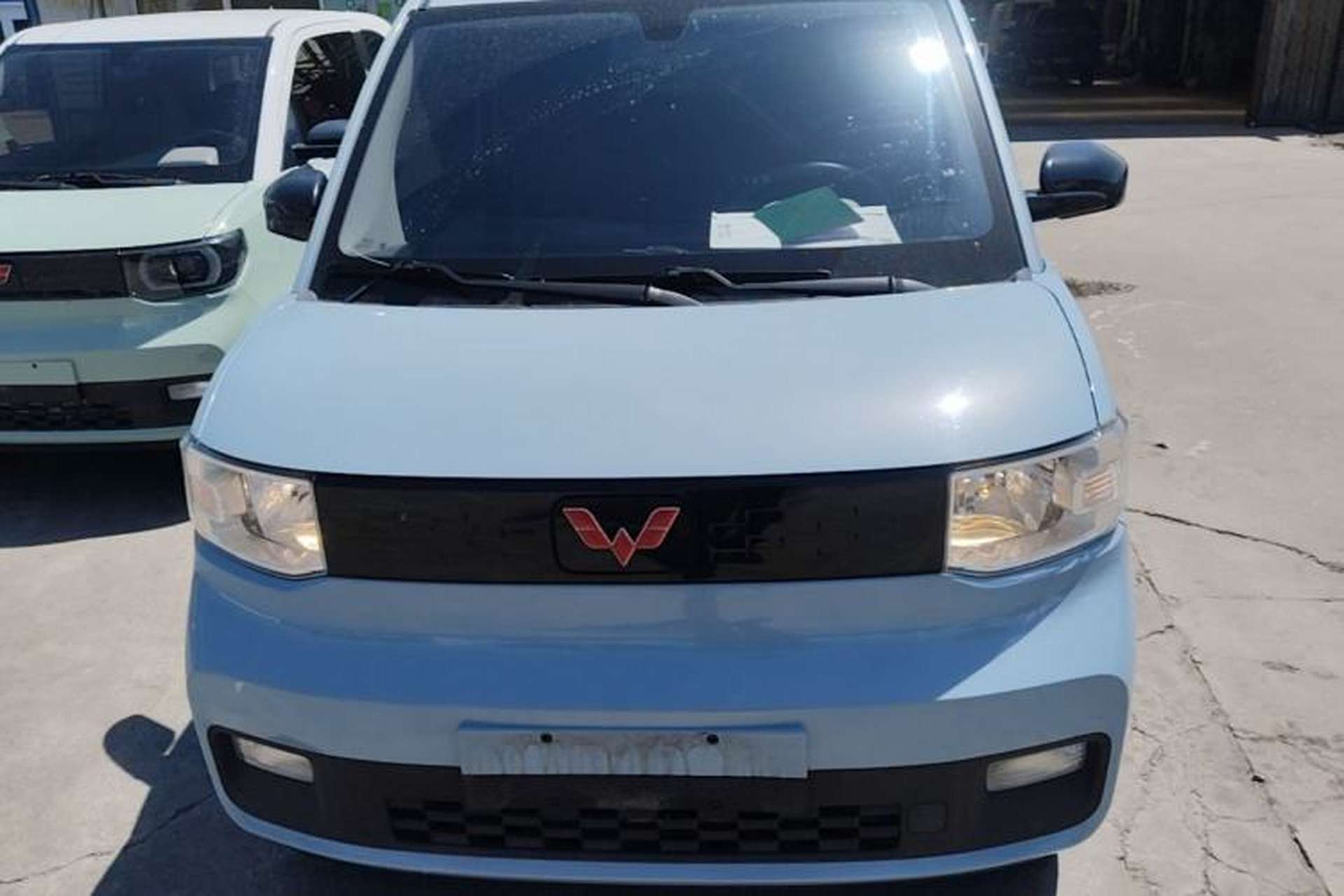 Used Wuling Hongguang MINIEV 2020 Freedom Version Lithium Iron Phosphate Front