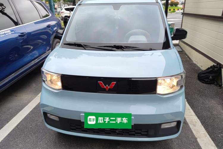 Used Wuling Hongguang MINIEV 2020 Freedom Version Lithium Iron Phosphate Front